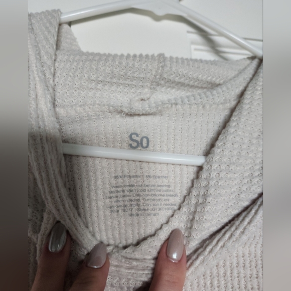 Hooded sweater - Picture 3 of 3